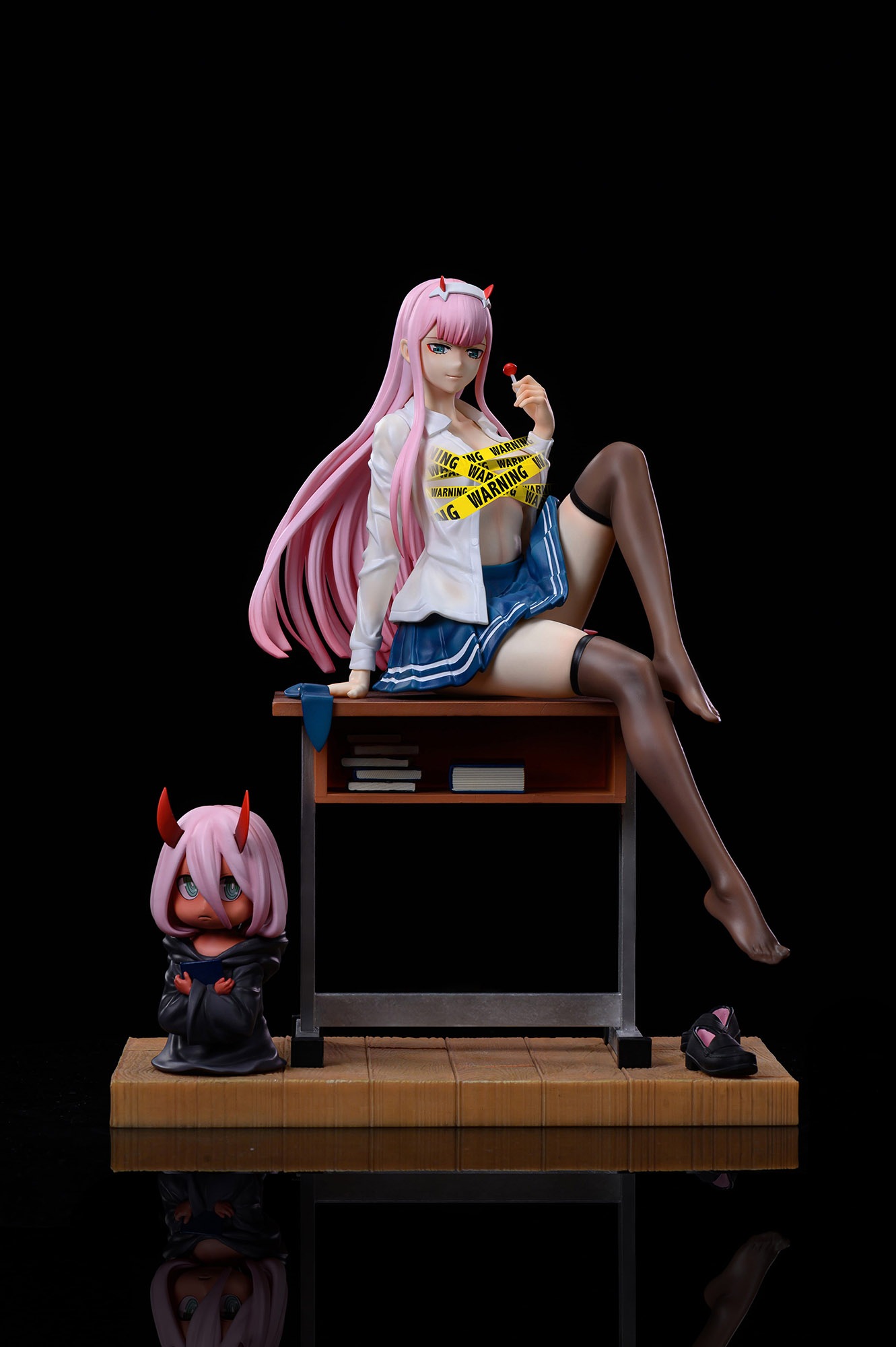 ゼロツー 02 フィギュア 制服Ver. 1/6スケール 塗装済み完成品 ガレージキット V.S 限定販売 スタチュー