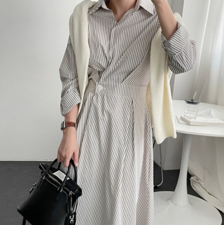 ワンピース デート かわいい 大人可愛い きれいめ シンプル カジュアル 大人 上品 おしゃれ ストライプ 長袖 フレア Aライン 休日 オフィス 通勤 韓国 エレガント ボタン ブルー ブラック