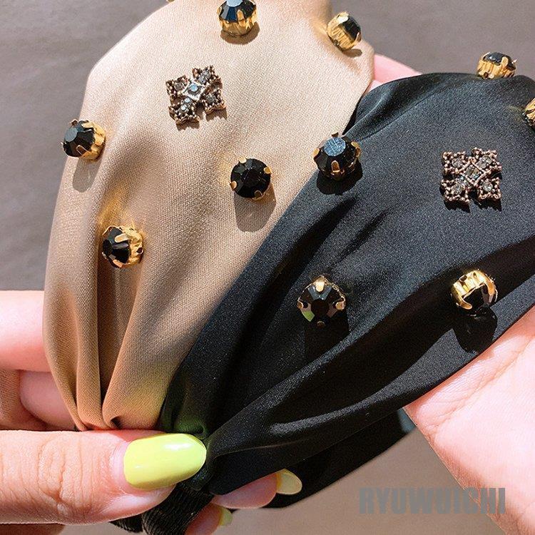 カチューシャ アクセサリー ジュエリー アクセ ヘアアクセ ヘアアレンジ カチューシャ ビジュー 無地 ゴージャス パーティー ベージュ フェミニン/[acaa22]