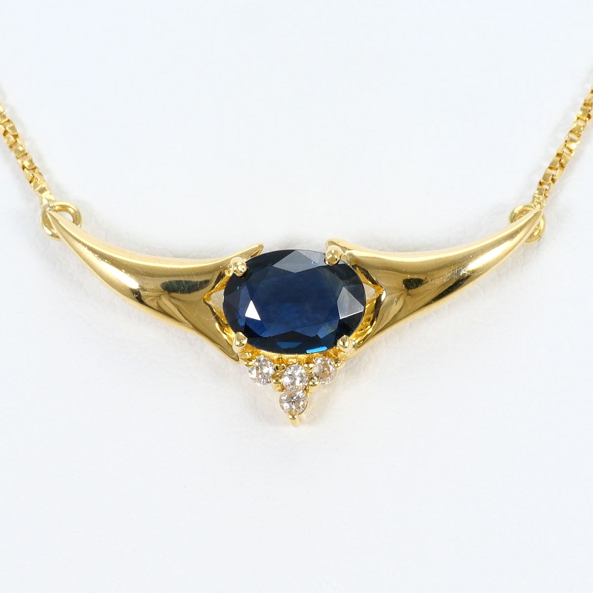 K18 18金 YG イエローゴールド ネックレス サファイア 0.85 ct ダイヤモンド 0.05 ct カード鑑別書 総重量約3.5g 約41cm ジュエリー 中古