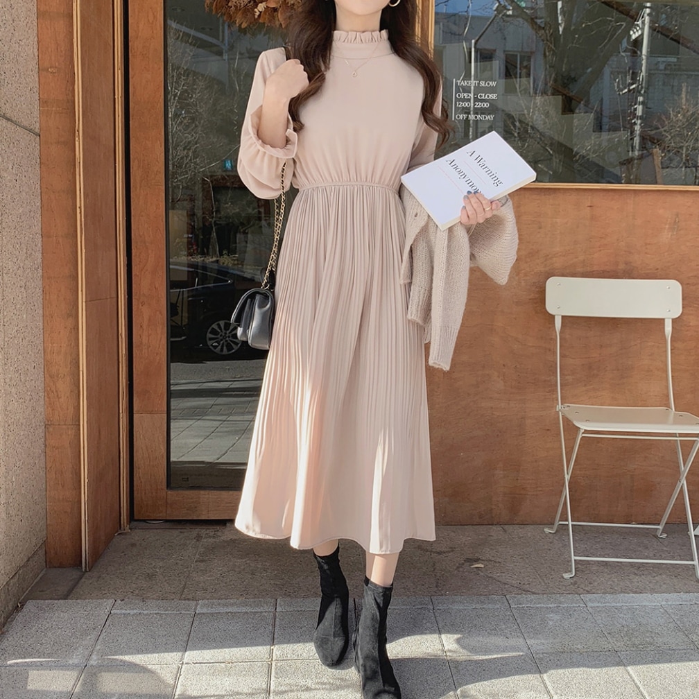 ワンピース プリーツ Aライン ミモレ丈 長袖 フレアスリーブ ラウンドネック フレア シフォン ハイウエスト 無地 大人可愛い きれいめ シンプル 大人 上品 おしゃれ フェミニン レトロ