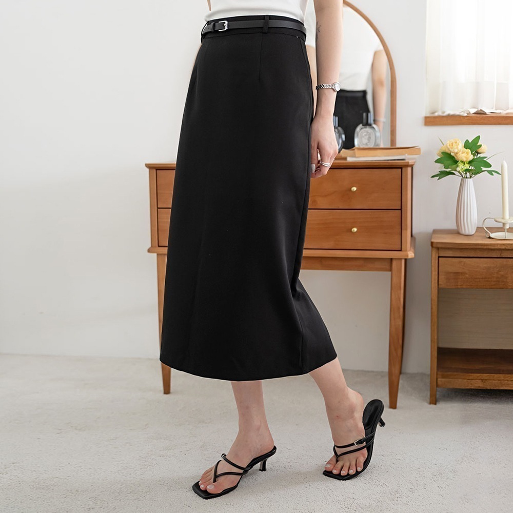 ベルト付きIラインロングスカート