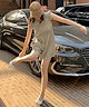 ベージュ