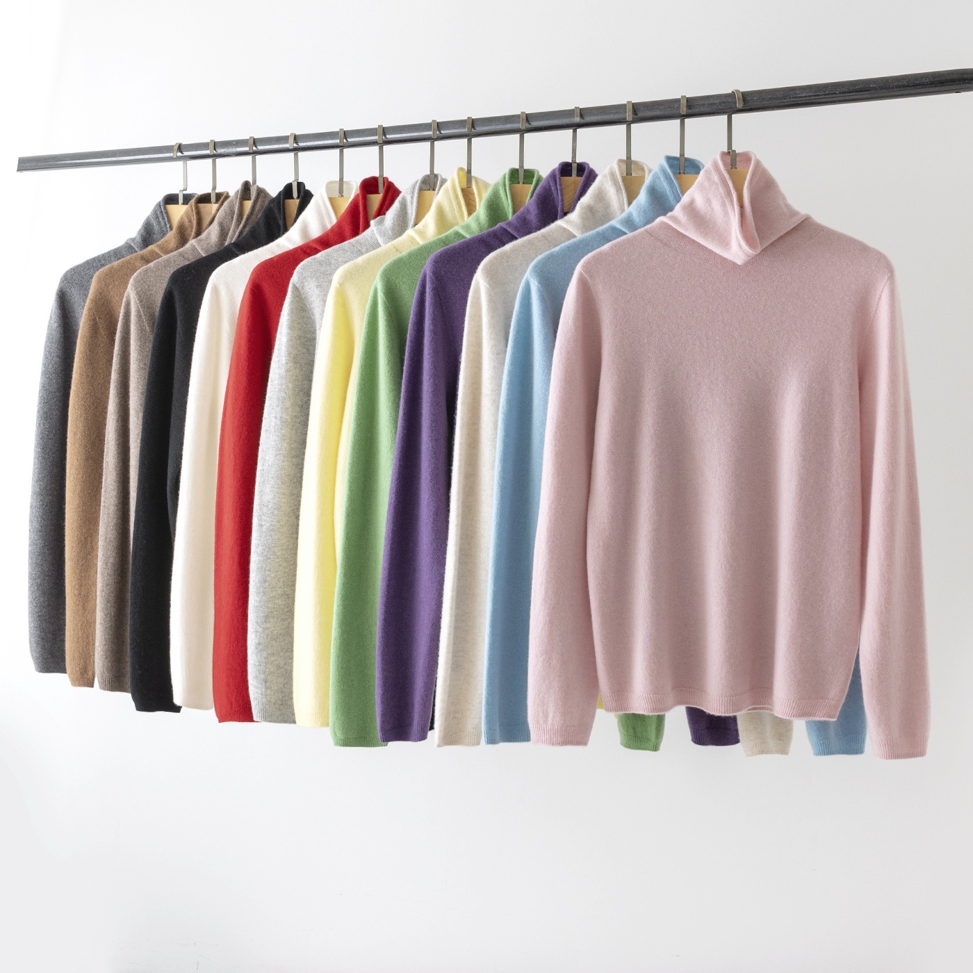 シームレスなカシミアとウールの混紡タートルネックセーター（レディース）2025年の新スタイル秋冬用ベースレイヤー