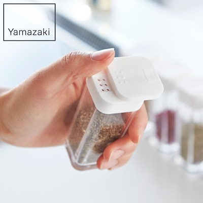 他サイト： スパイスボトル アクア ホワイト 約3．7X3．7X9．5cmの商品画像