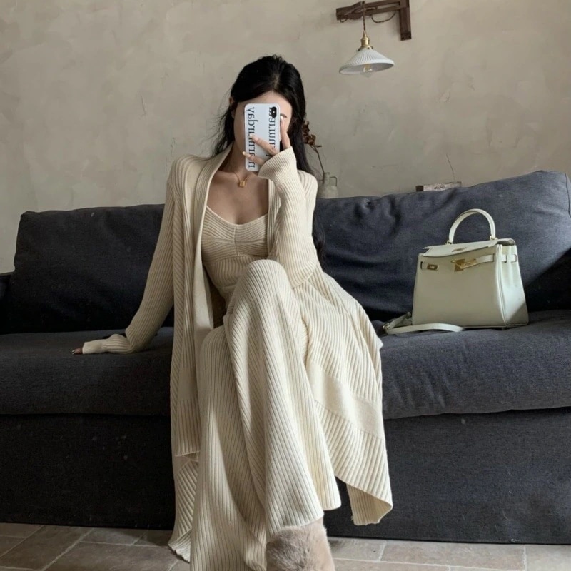 ハイエンドのカスタマイズ-秋の胸元コーデにはファッショナブルで優しく怠惰なスタイルの痩身ニットワイドレッグパンツの3点セットが揃っています