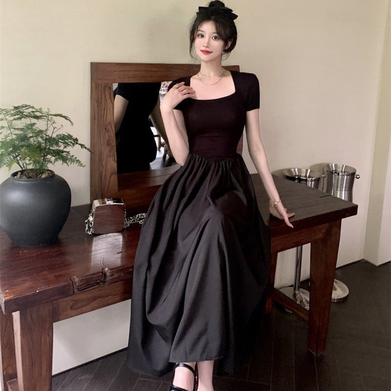 ワンピース ロングワンピース フレアワンピース 半袖 スクエアネック 切り替えデザイン フレアスカート ポケット タイト かわいい 大人可愛い きれいめ シンプル 上品 おしゃれ かっこいい カジュア