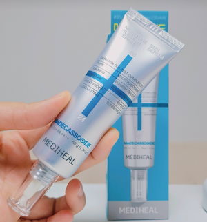 Qoo10] 【即納】ソフィーナバイタルリッチUVカッ : UVケア