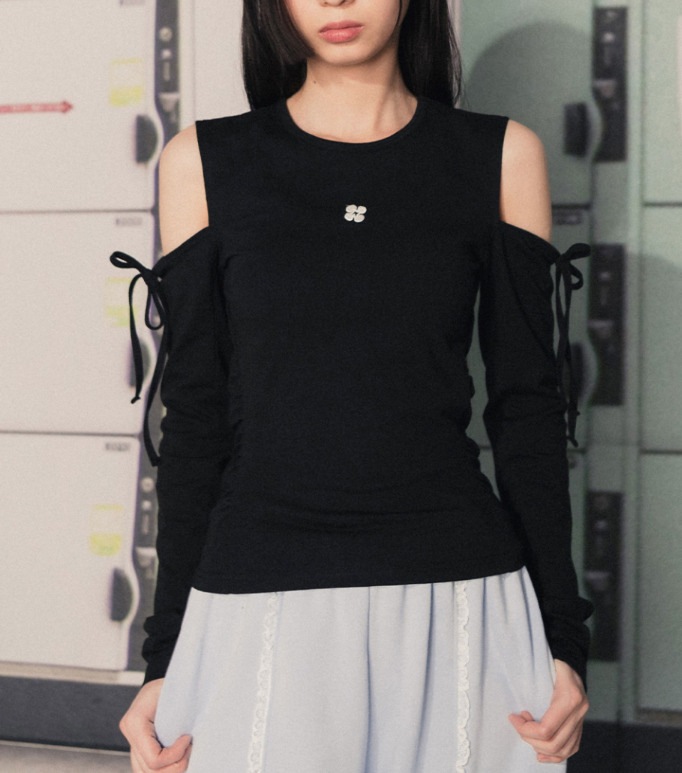 ★as''on★SORBET LONG SLEEVE / BLACK★正規品/韓国送料込 Levi's® Women's Superbloom Crochet Long-Sleeve Top - Caviar