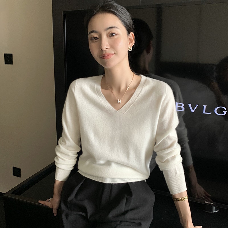 オルドスシティシームレス統合秋冬Vネックニットセーターレディースゆったりとしたプルオーバー無地セーターインナーレイヤーベースレイヤー 4,954円