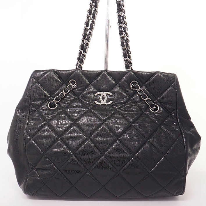 【美品】シャネル ココマーク ダブルチェーン シルバー金具 マトラッセ レディース【ショルダーバッグ】 399,800円