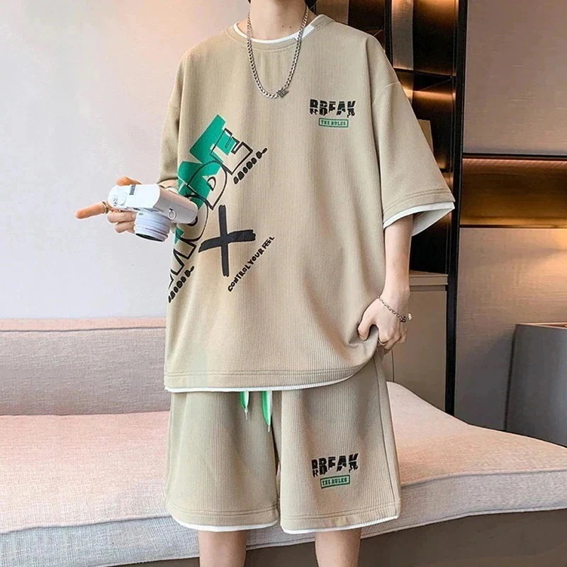 【1つ買うと1つ無料】重ね着風 3色 大きいサイズ 半袖 Tシャツ ゆったり トップス + 短パン ショートパンツ ハーフパンツ 上下セット メンズ 涼しい 快適 韓国 ファッション M-4XL65