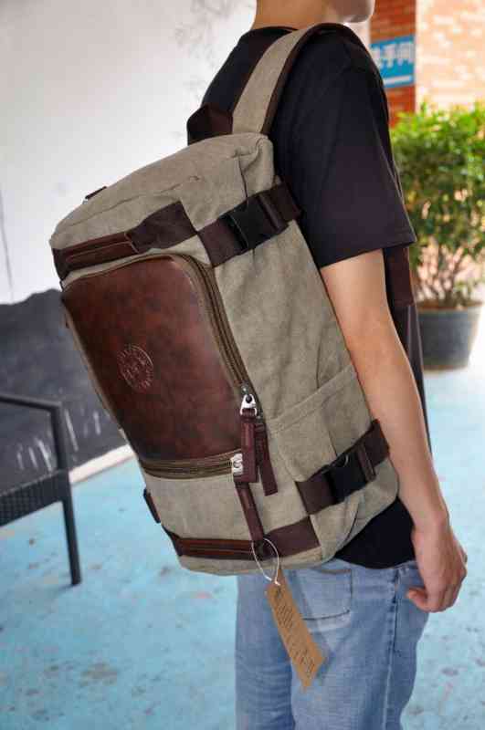 リュック メンズ 冬 スポーツ 撥水 40L PC 40代 アウトドア 小さめ ビジネスバッグ 大容量 10代 パソコン ブランド おしゃれ 秋 春 カジュアル リュックサック 軽量 通学 軽い ビジ