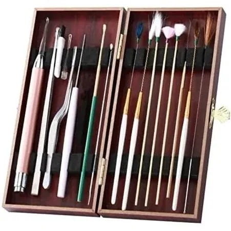 YFFSFDC LEDライト付き 耳かき ピンセット 耳掃除 イヤークリーナー みみかき 本セット 耳垢クリーニング 耳掻きセット 収納ケース付き 携帯便利 子供用 お寄り用 家庭用