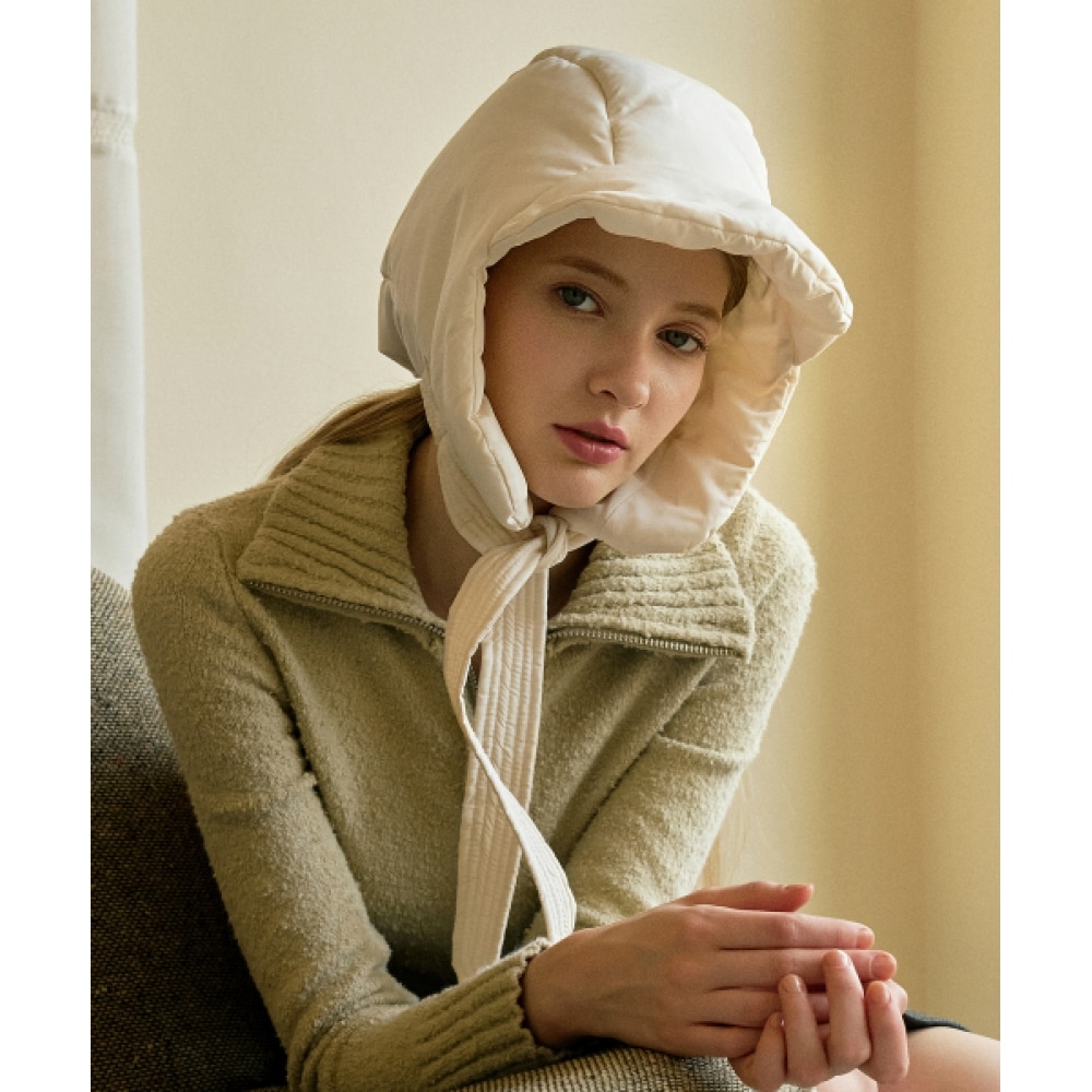 ジェスティーナ J. レターパッド入りイヤーフラップハット WH (JEACEM4BF918WH260)