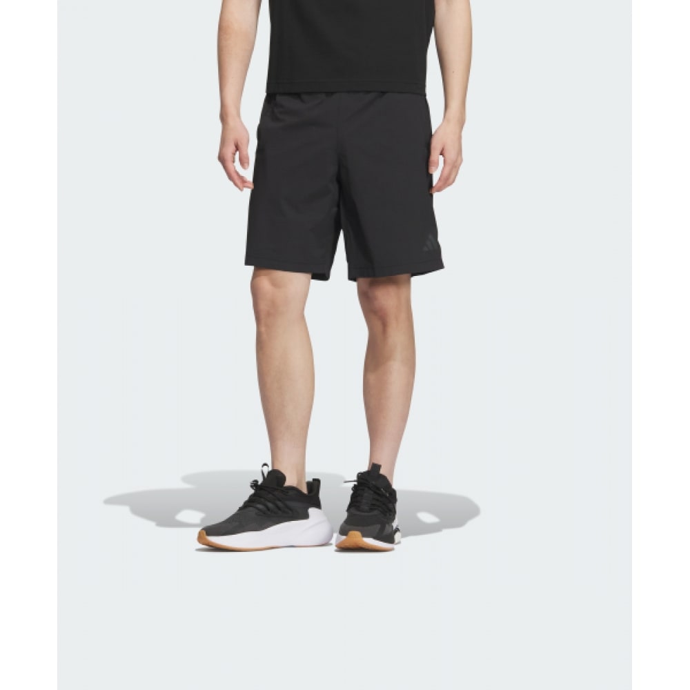 アディダスモダンテック軽量ウーブンショーツ KB5179