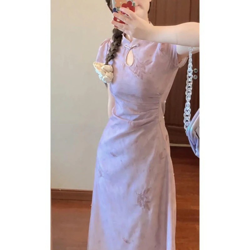 プラスサイズの女性の夏の新しいエレガントなデザイン改良されたチャイナドレス新しい中国風スリムフィットウエストを絞った紫色のドレス