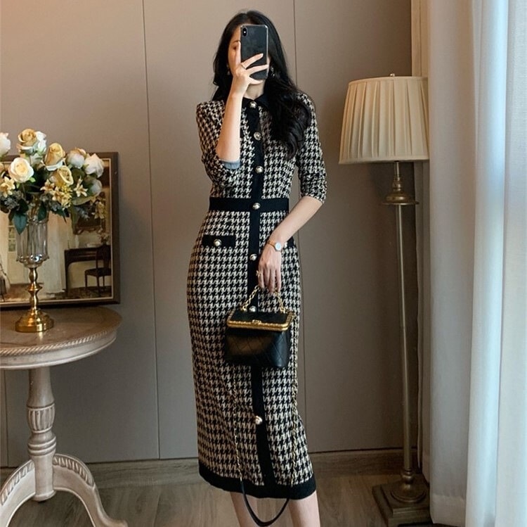 ワンピース ワンピドレス 膝下 ミモレ丈 袖あり 長袖 襟付き ストレート かわいい 大人可愛い きれいめ シンプル カジュアル 大人 上品 おしゃれ かっこいい レトロ 大人女子 こなれ感 ラフ