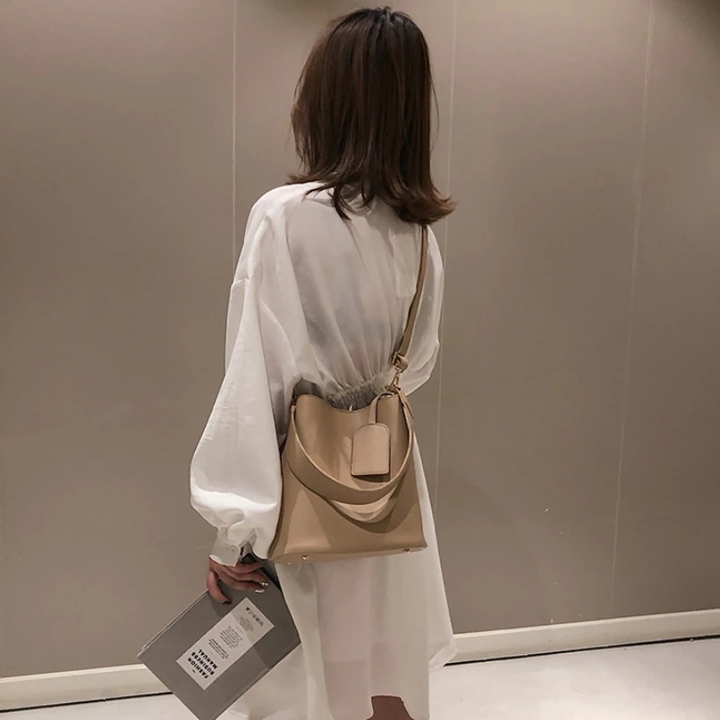 ショルダーバッグ バッグ バック レディースバッグ ショルダーバッグ ショルダーバック 斜めがけバッグ 斜め掛けバッグ 肩がけバック 肩掛けバック 2way 斜めがけ 斜め掛け 肩がけ 肩掛け PU