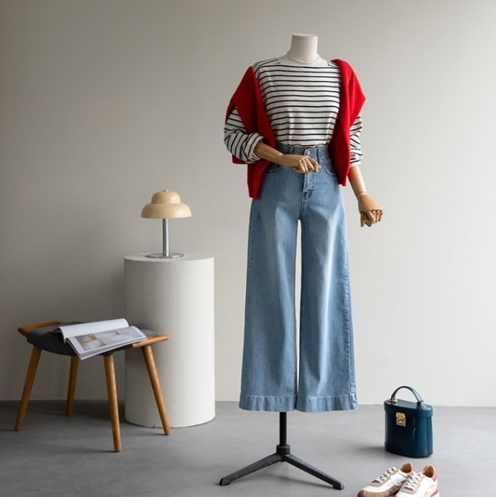 ボーダー柄シャツ トップス Tシャツ プルオーバー 袖あり 長袖 スクエアネック ストレート Iライン かわいい 大人可愛い シンプル カジュアル 大人 上品 おしゃれ お洒落 大人可愛い 大人女子