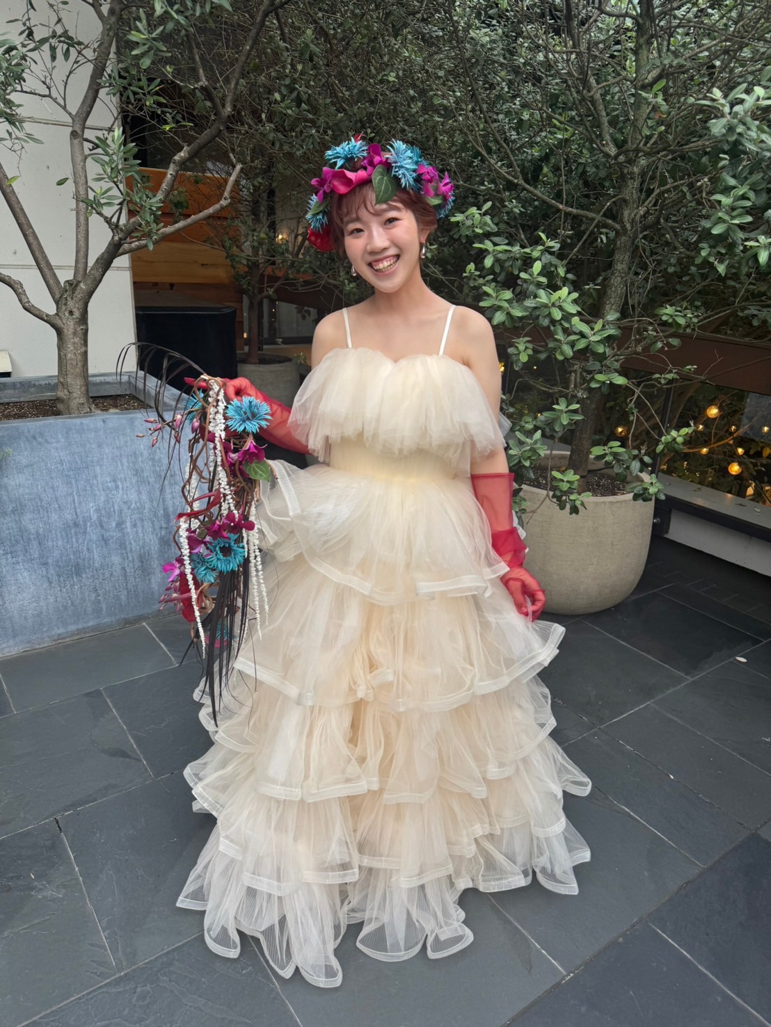 実例写真！ カラードレス パステルイエロー キャミソール ソフトチュール ティアードのドレス ロング 花嫁 前撮り