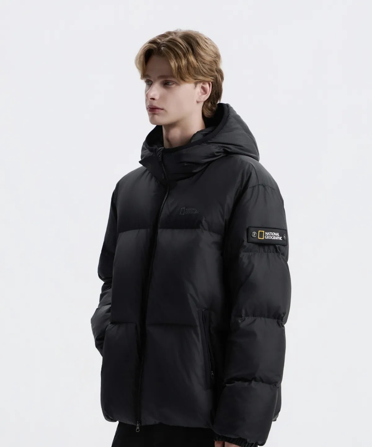 N254UDW971 エイラフーディ グースダウン ジャンパー BLACK