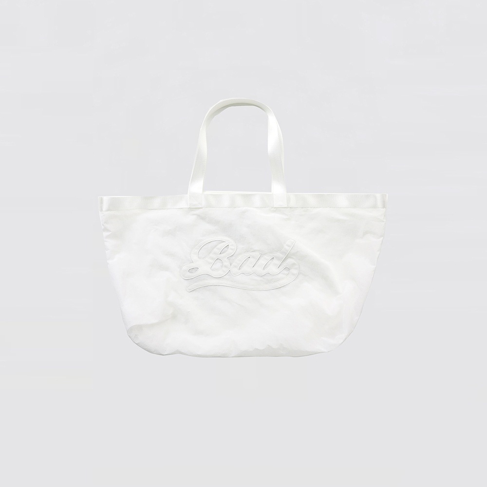 バッドブラッド [w-bag24-001] バッドロゴナイロンショッパーバッグ-ホワイト