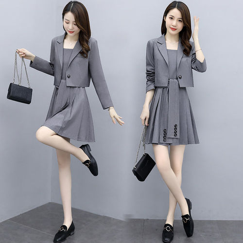 コミューターシンプルレディネットレッドスーツスカート