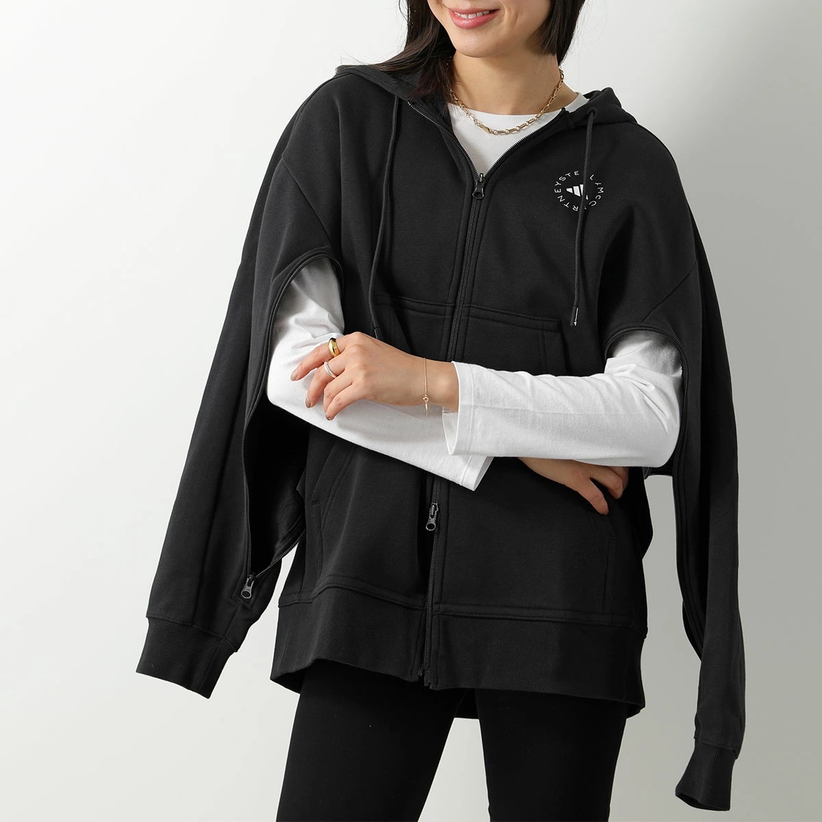 adidas by Stella McCartney (アディダス バイ ステラ