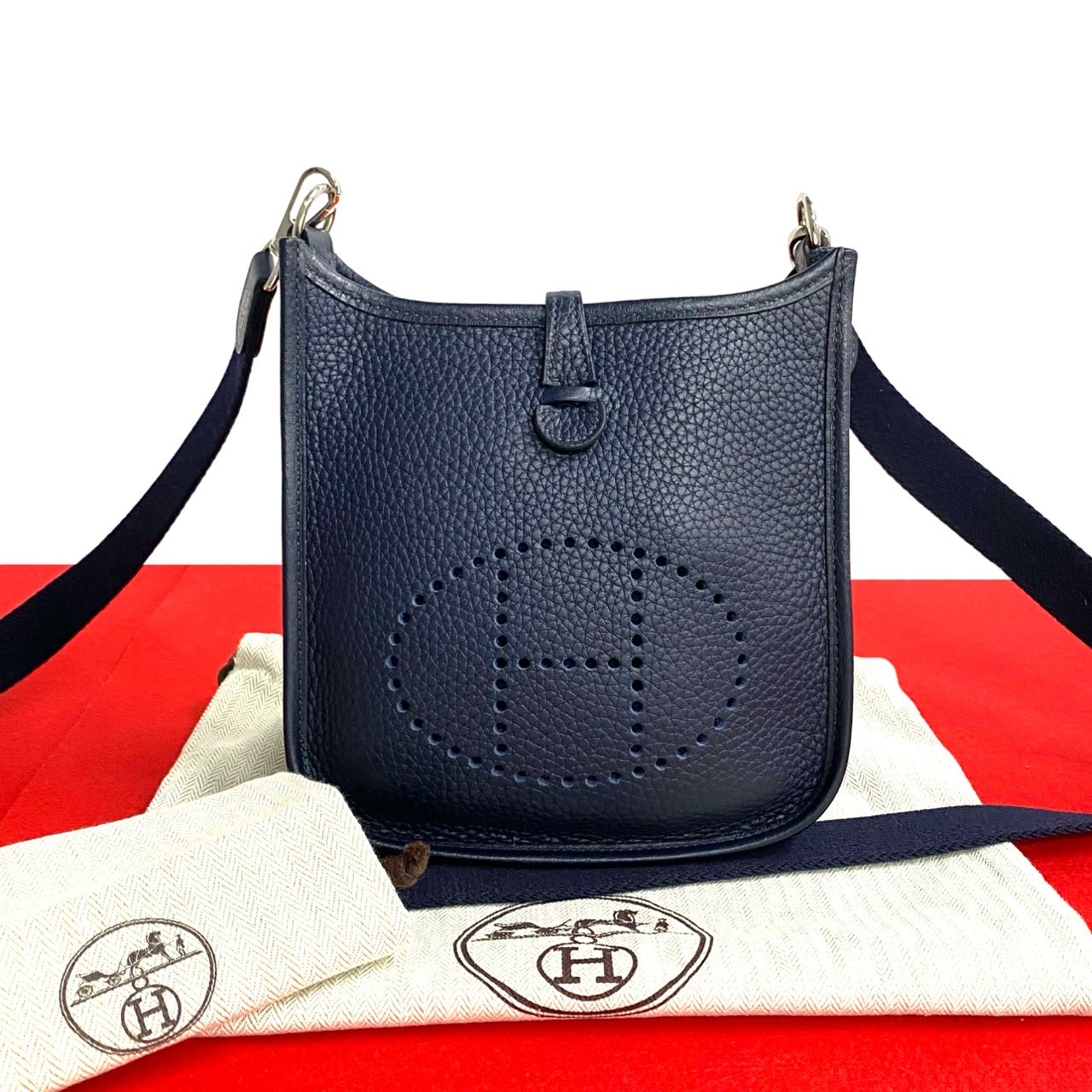 エヴリン TPMショルダーバッグ トリヨンクレマンス ブルー 42750