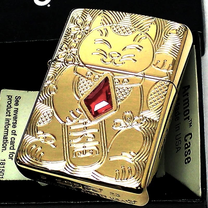 ZIPPO アーマー 招き猫 ジッポ ライター ゴールド 金タンク かわいい LUCKY CAT DESIGN ネコ レッドストーン 彫刻 おしゃれ ハイポリッシュブラス ギフト プレゼント