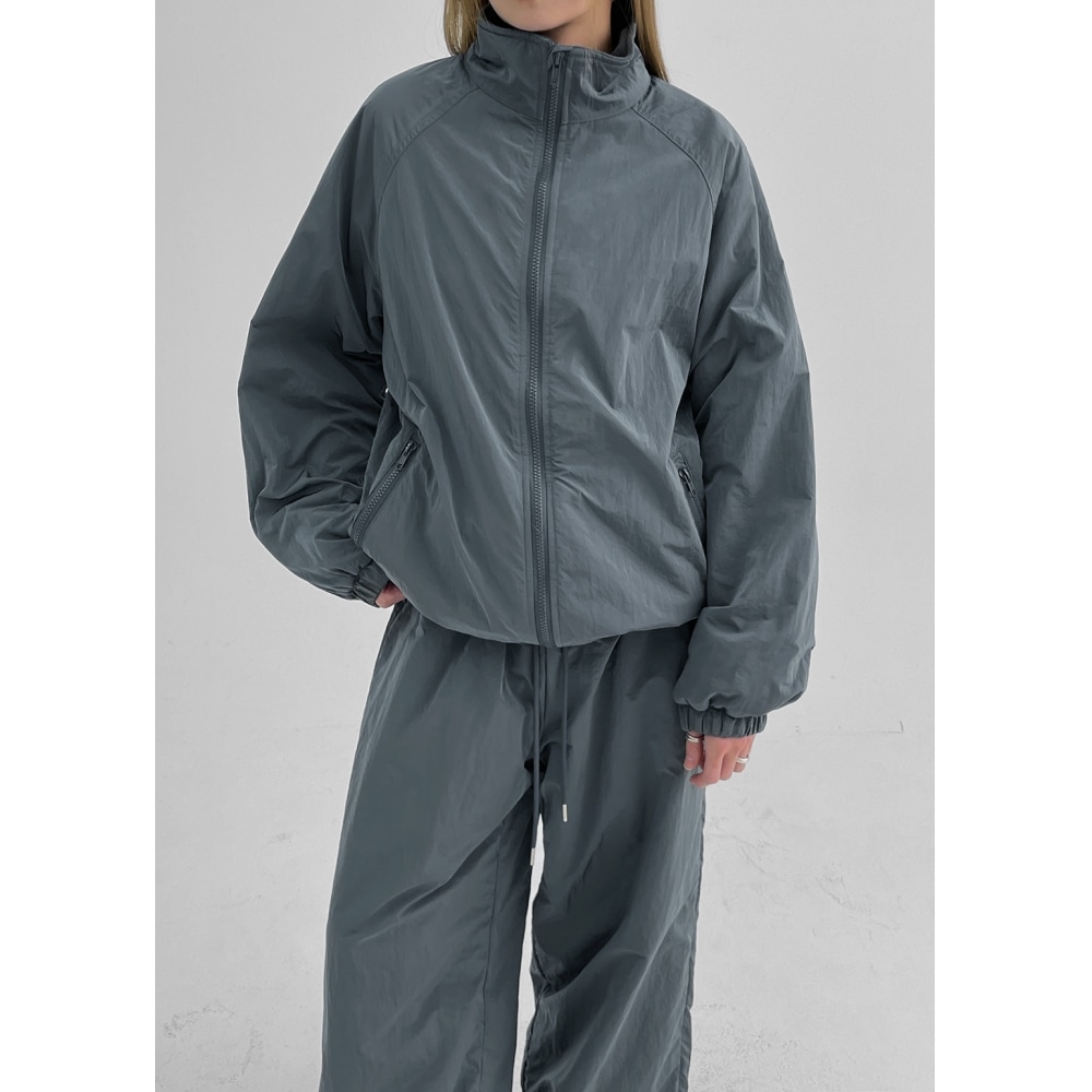 ブラックアップ [製] アンティカ光沢ナイロンフリースジャンパー