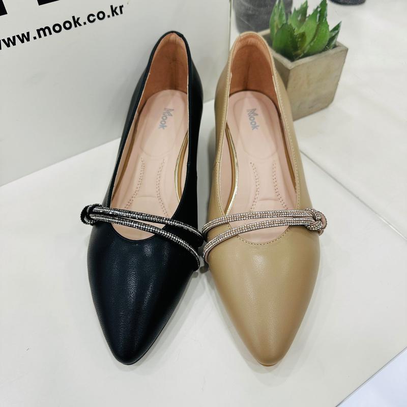 女性用パンプス 3cmヒール 18,074円