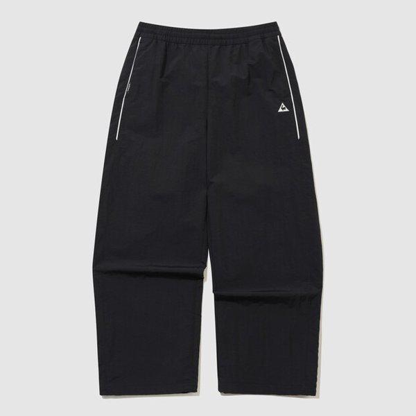 [] ユニ ストレート ルーズフィット パンツ BLK / QR123LPT21