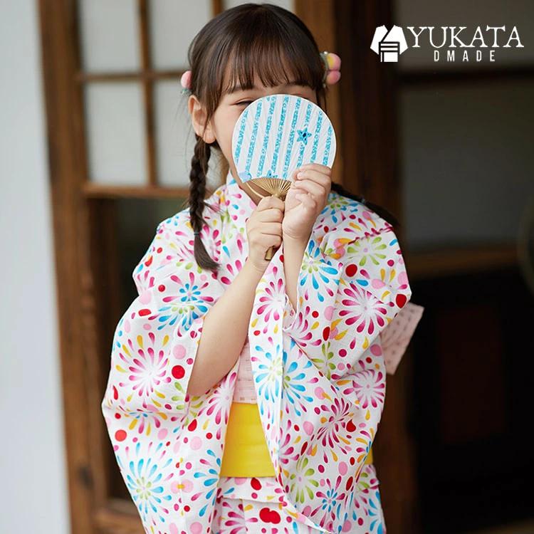 出荷が迅速である 独占販売 花火柄 浴衣 子供 女の子 セット 3点セット 2025新作 浴衣セット キッズ おしゃれ キッズ 10代 90-150cm レトロ 浴衣 足袋 巾着袋 兵児帯 子供服 夏