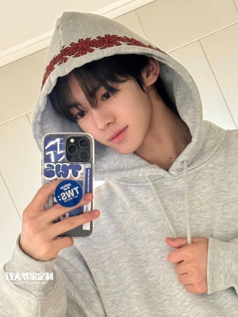 【急速出荷!2枚購入で300円 OFF!】tws トレーナー レディース 初春バージョン ゆったり レイジー グレー 薄手 コート かっこいい2枚購入でカード1パスケース