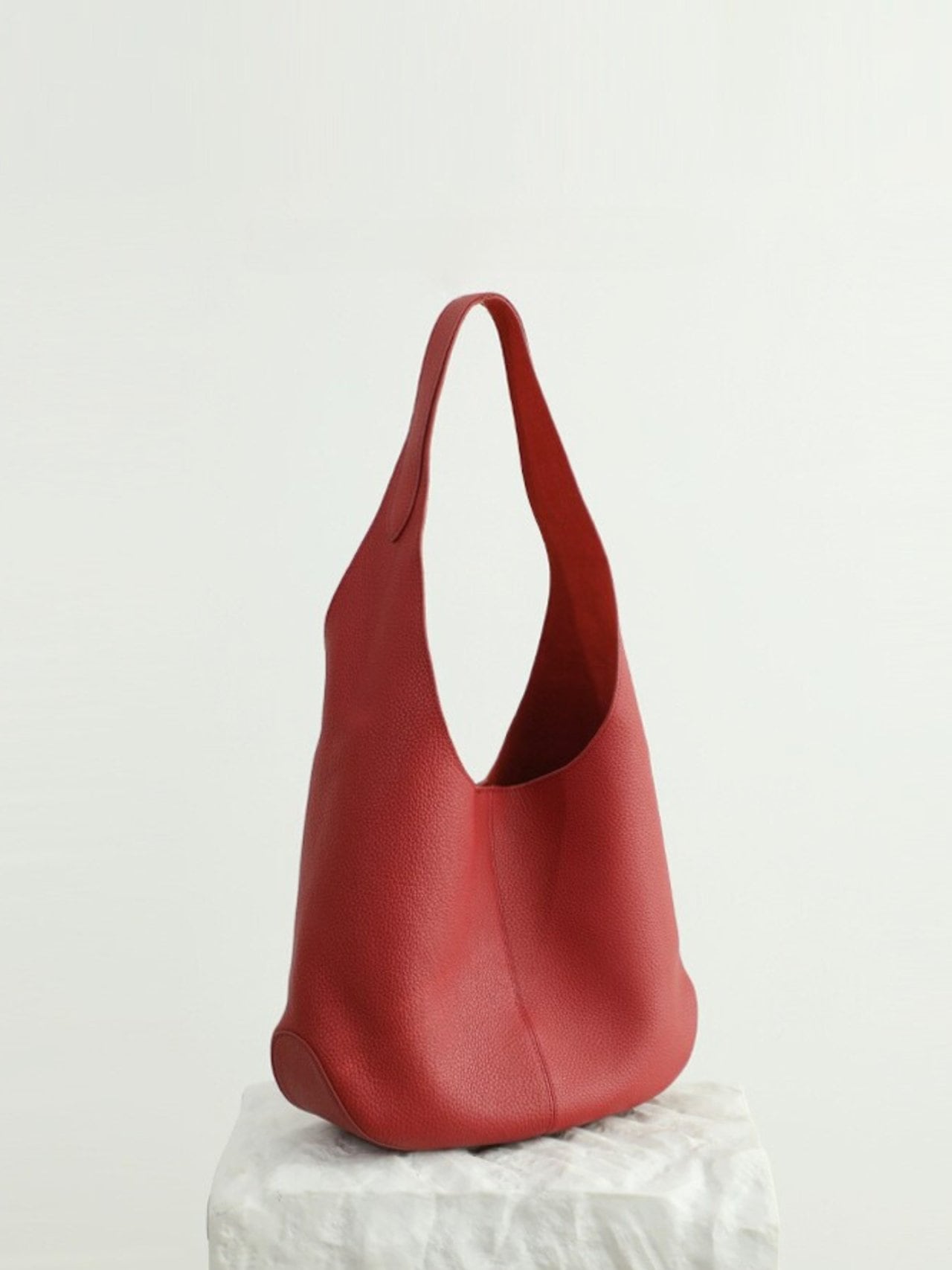 高級【ビンドゥル】レザーショルダーバッグ デイリービッグバッグ クラシックヴィンテージテクスチャー