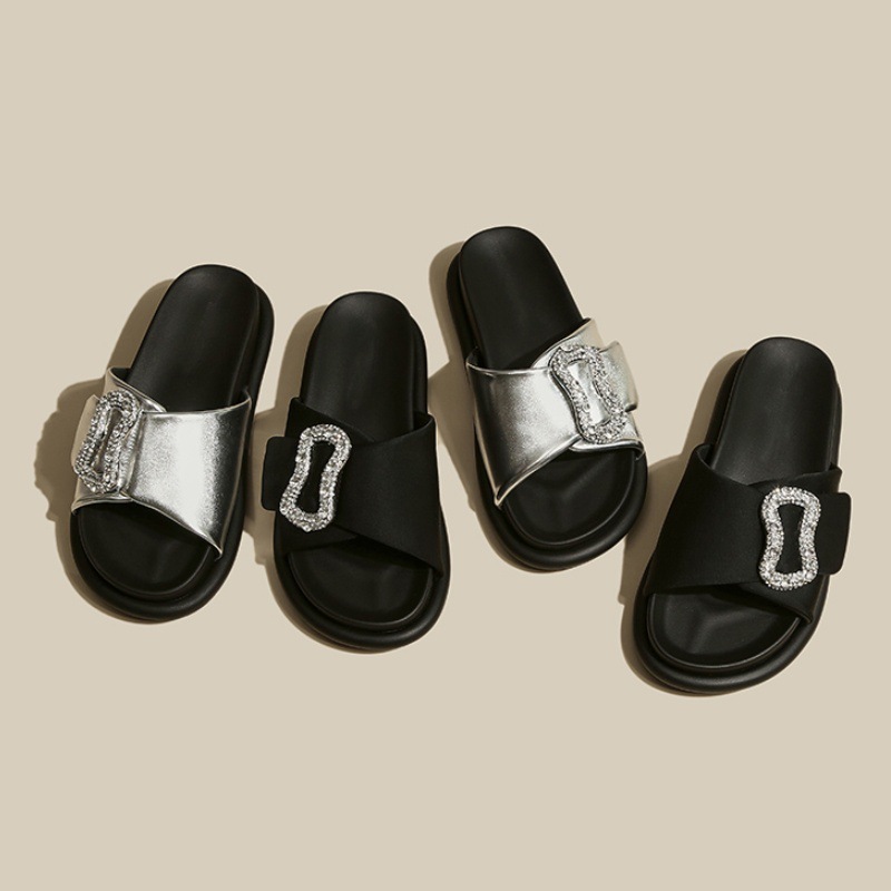 24新作ソフトレザーラインストーンスクエアバックルサンダル厚底一言アウター気質柔らかい底レディーススリッパ