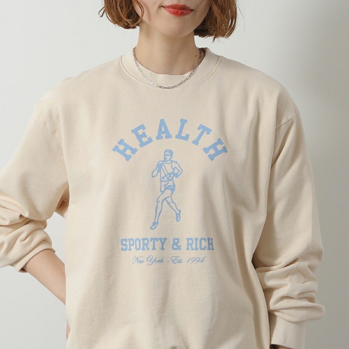 SPORTY＆RICH スポーティアンドリッチ トレーナー CRAW2348 レディース スウェット 長袖 クルーネック 裏起毛 コットン ロゴ CREAM 【ts】