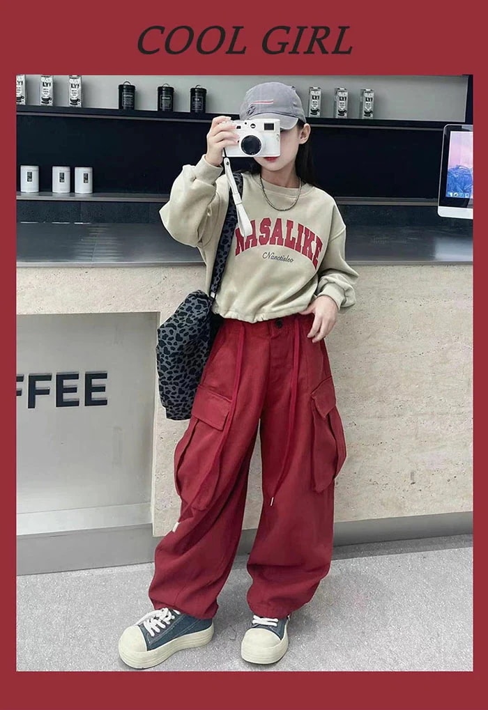 セットアップ キッズ 2点セット 春服 運動着 ジャージ 女の子 スポーツウェア 上下セット 新作 長袖 クルーカラー 英字 プリント ミリタリーパンツ ポケット