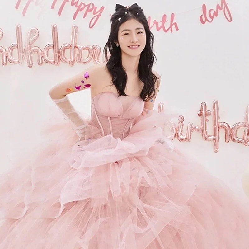 ウェディングドレス袖なしのドレス二次会ロングドレス花嫁ブライダル結婚式プリンセスラインドレスパーティードレス披露宴撮影編み上げ式ロング丈高級今日は30パーセント