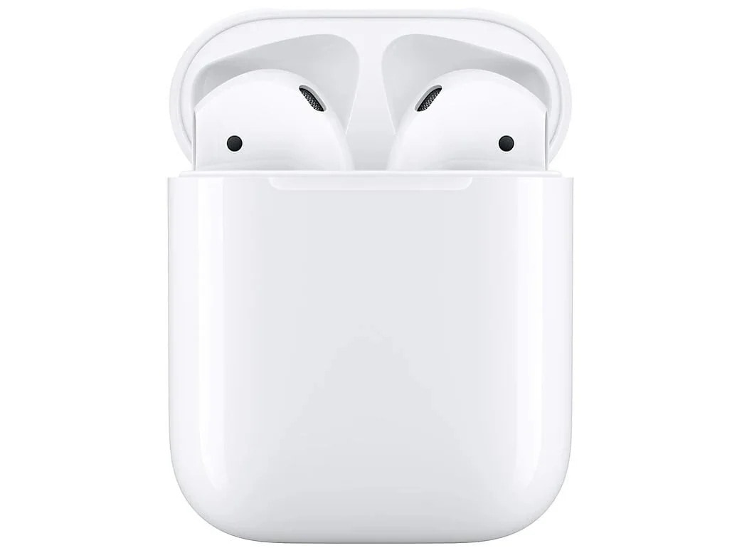 Qoo10] アップル AirPods with Chargin : イヤホン・ヘッドホン