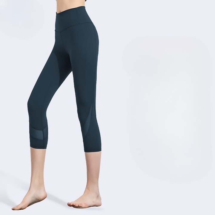 ボトムズ パンツ 7分丈パンツ トレーニングパンツ フィットネスパンツ タイト ストレッチ ハイウエスト かわいい 大人可愛い きれいめ シンプル 上品 おしゃれ かっこいい レトロ きちんと