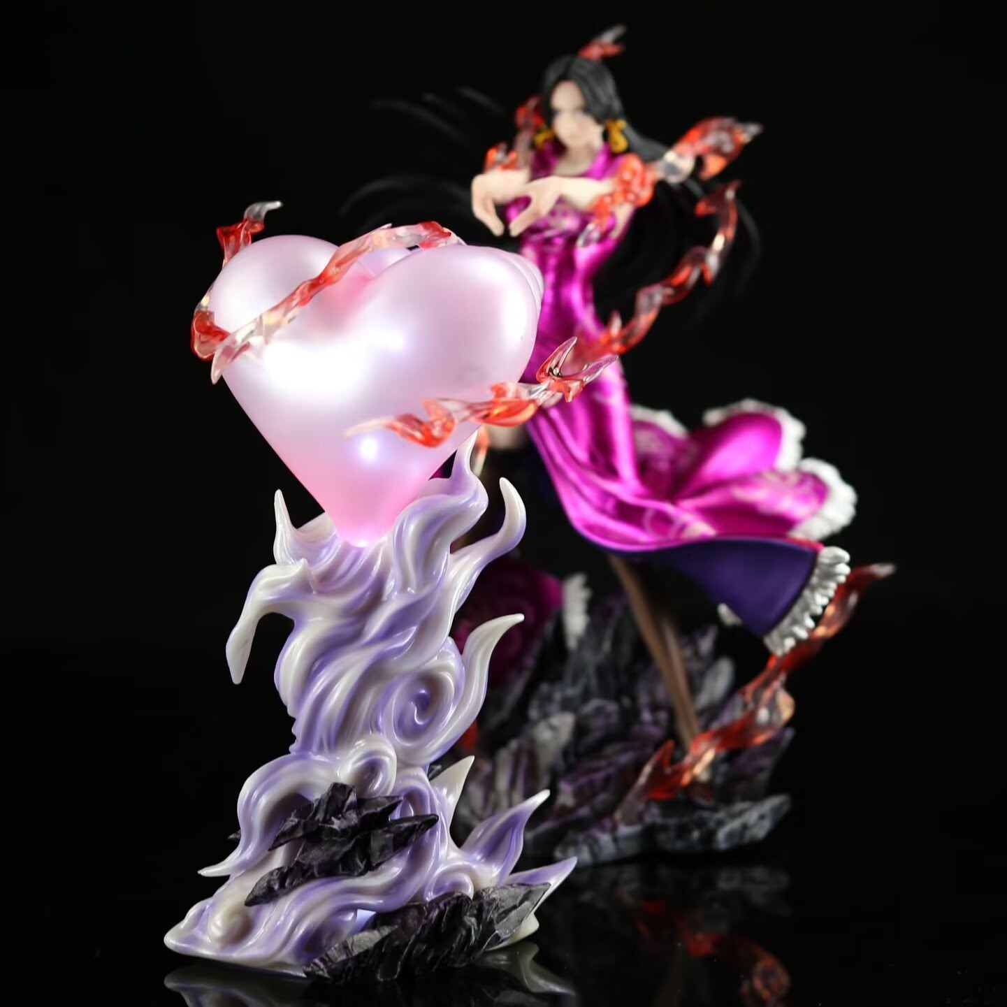 海賊lx天絵女帝はストッキングを持っています