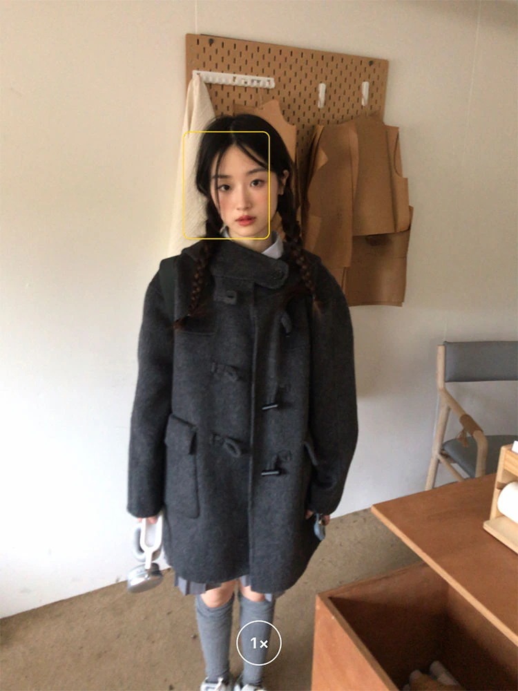 ミドル丈カレッジ風フード付きグレーホーンボタンコート秋冬新作韓国風通勤万能ウールコート30%制限