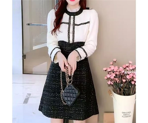 レディース ワンピース 膝丈 ミドル丈 長袖 ラウンドネック Aライン フリル ファスナー 切り替えデザイン ドッキング ベルベット かわいい 大人可愛い きれいめ 上品 おしゃれ レトロ ガーリー