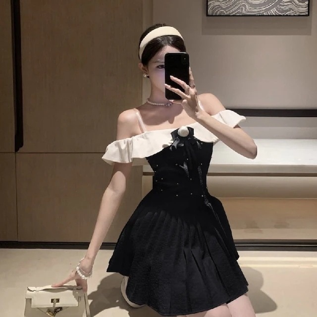 2024 春夏ビジュー付きチューブトップミニワンピース フリル ワンピース ワンピ ノースリーブ ミニ ショート 上品 甘め 韓国ファッション お呼ばれ安い 5,554円