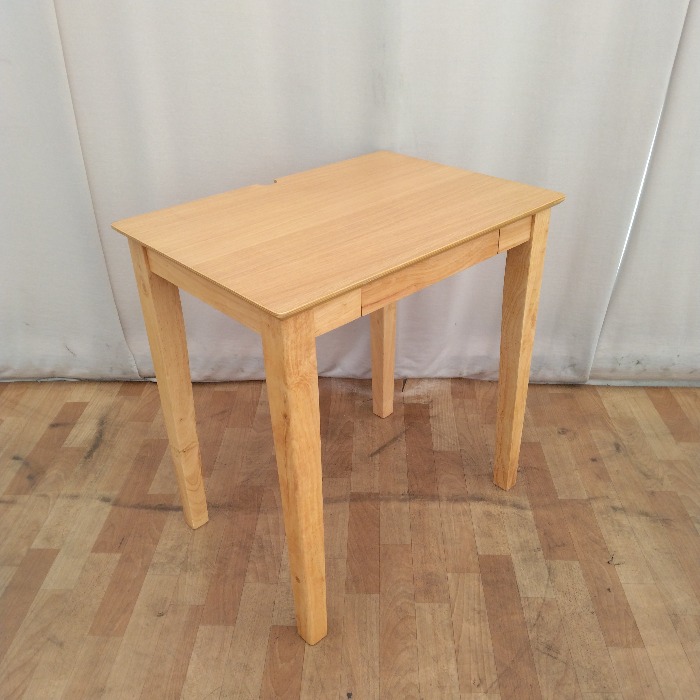 訳アリ 現代の住宅事情にぴったりデスク７０