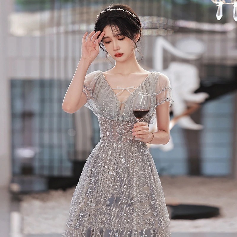 グレーのイブニングドレス結婚式ドレスロング個性的パーティードレスお呼ばれAラインレースレディースワンピース大人結婚式披露宴演奏会ホストパーティー卒業パーティーバ