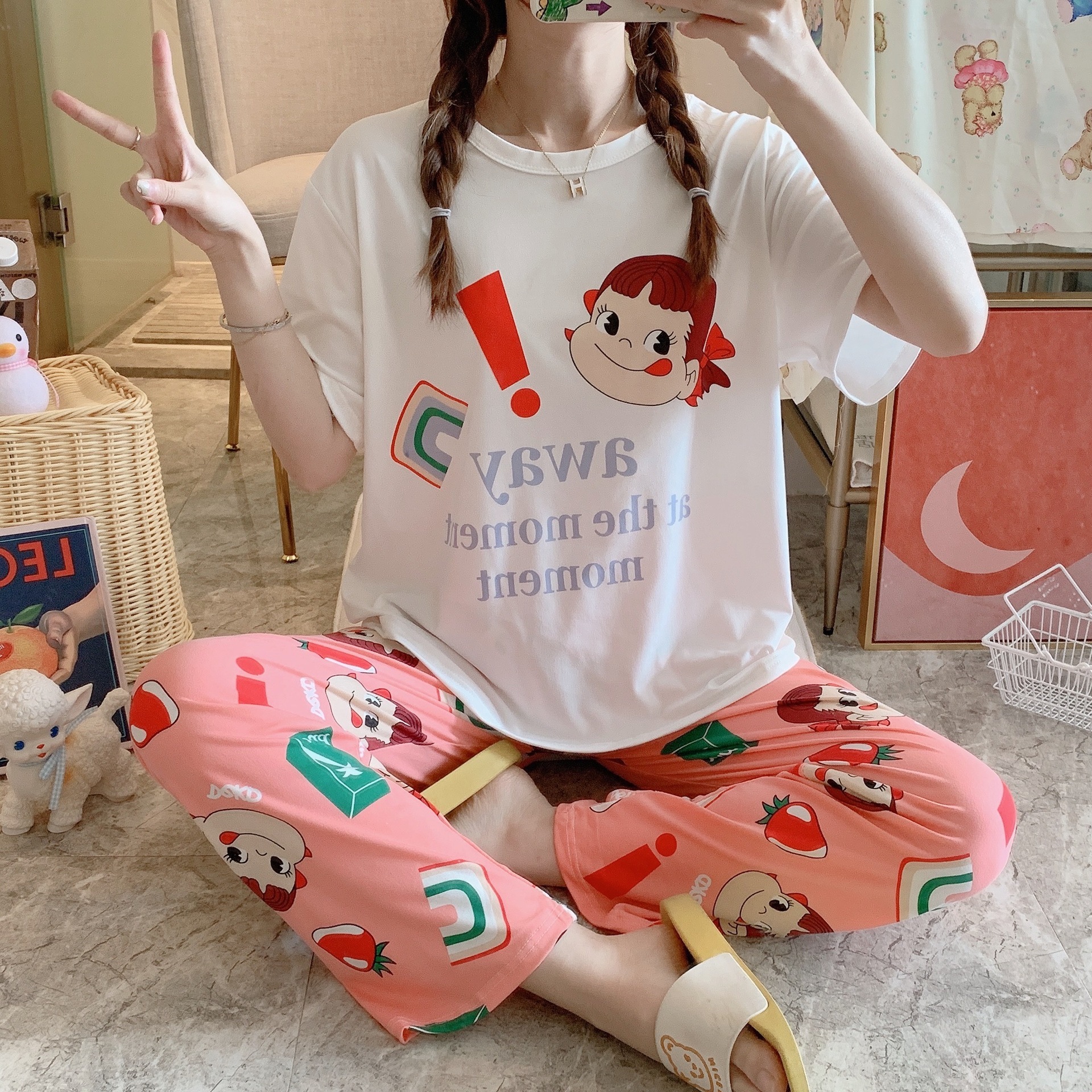 すぐったレディース福袋 東南アジアのホットスタイルのゆったりとした女性のパジャマ半袖のズボン漫画の韓国のホームサービスス